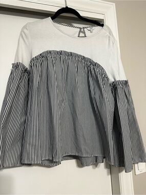 Crown and Ivy peplum top